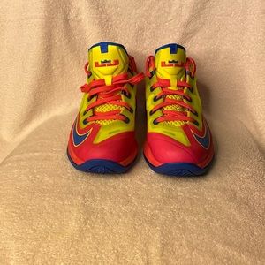 Nike Lebron 11 low